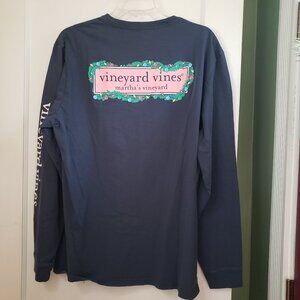 EUC Men's Vineyard Vines Christmas shirt size Large